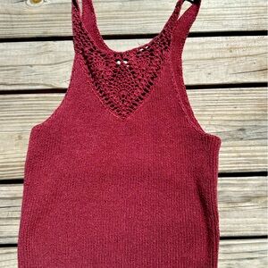Small women’s tank top crochet, never worn great quality material